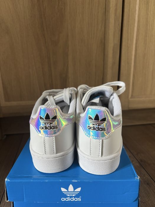 Adidas superstar bialo kolorwe