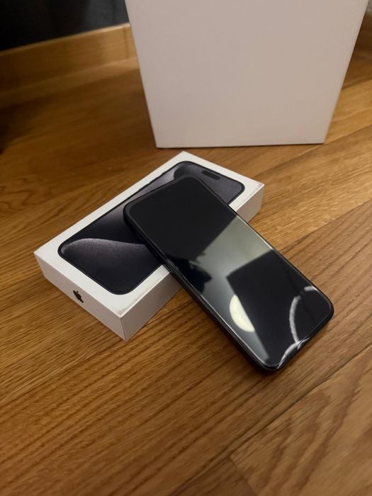 Iphone 15 pro max stan igla