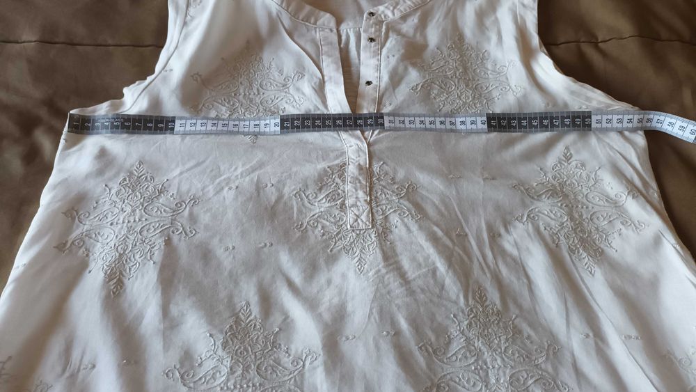 Blusa/túnica  bege da Cortefiel