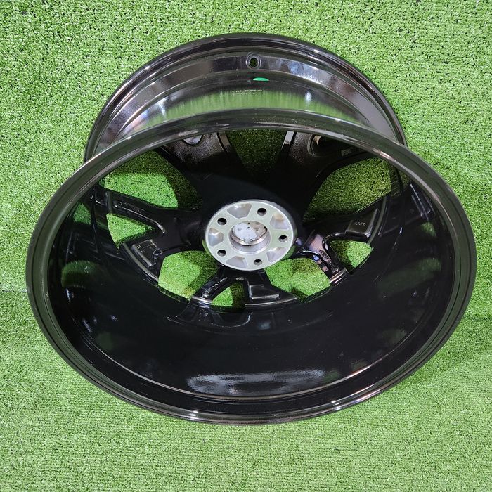 Диски Audi R22x9.5 5-112 CB66,5  Q7 Q8 DA45