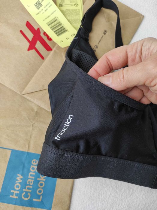 Компрессионный Спортивный бюстгальтер triumph triaction р. 75 D