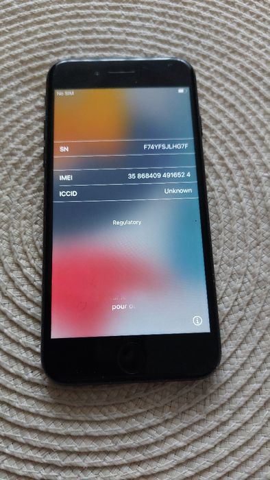 Telefon  iPhone model A 1778