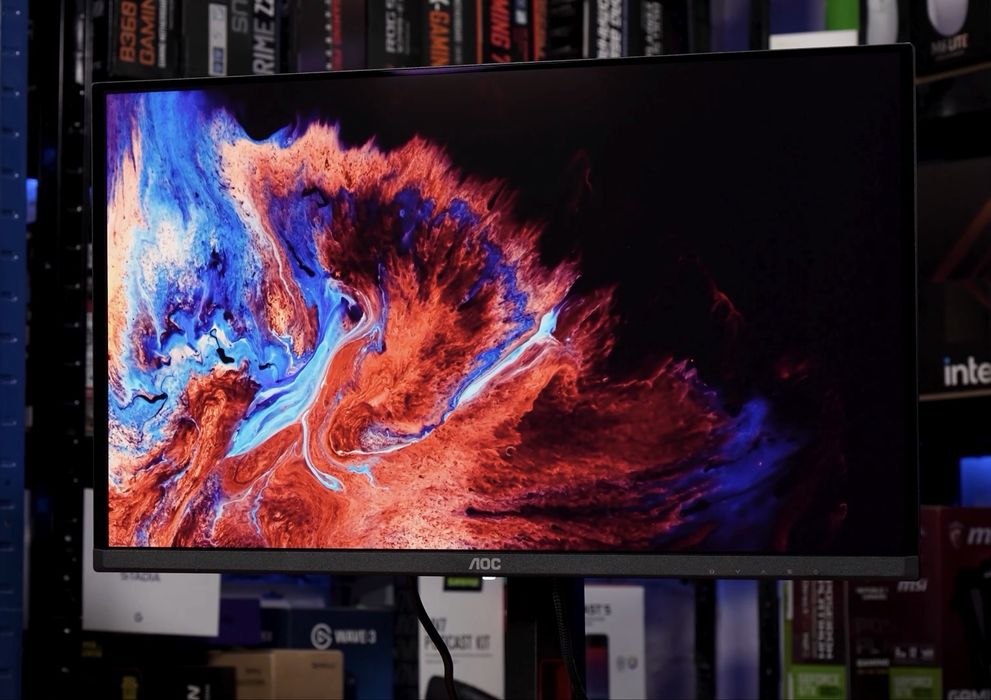Monitor AOC novo 2 semanas de uso! Não e falso anuncio comprovo por video chamada ou com mais fotos !!