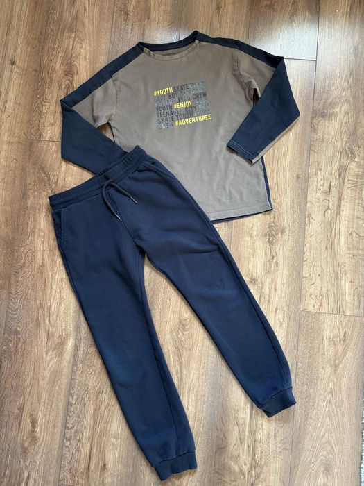 Nukutavake Mayoral zestaw 140 cm spodnie dresowe koszulka longsleeve