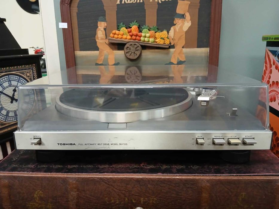 Gramofon Toshiba SR-F225
