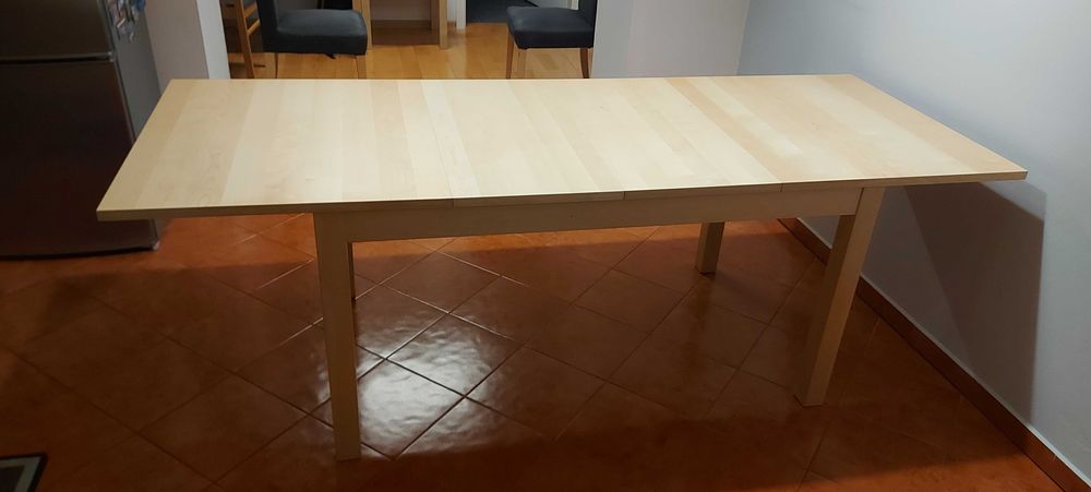 Stół kuchenny / salon