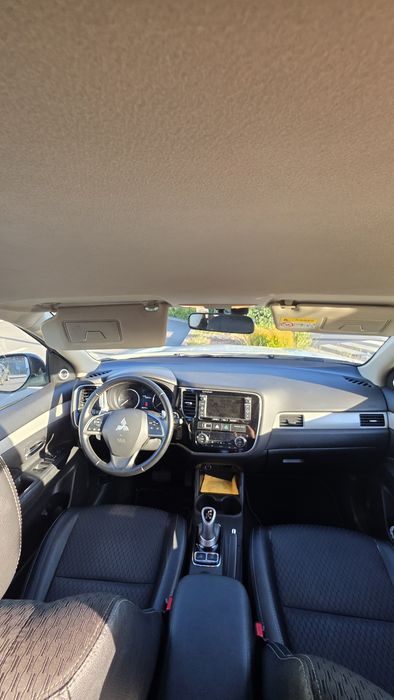 Mitsubishi outlander PHEV 2.0 híbrido plug-in  2014
