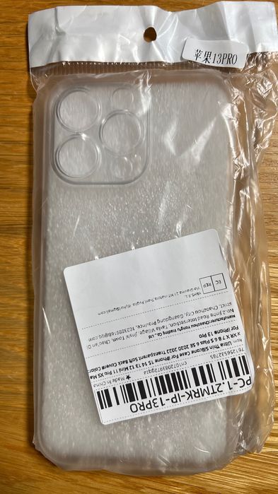 Etui iPhone 13 pro.