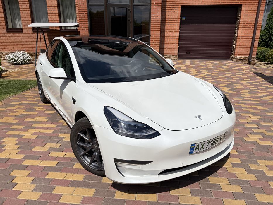 Tesla model 3 long range dual motor 2022