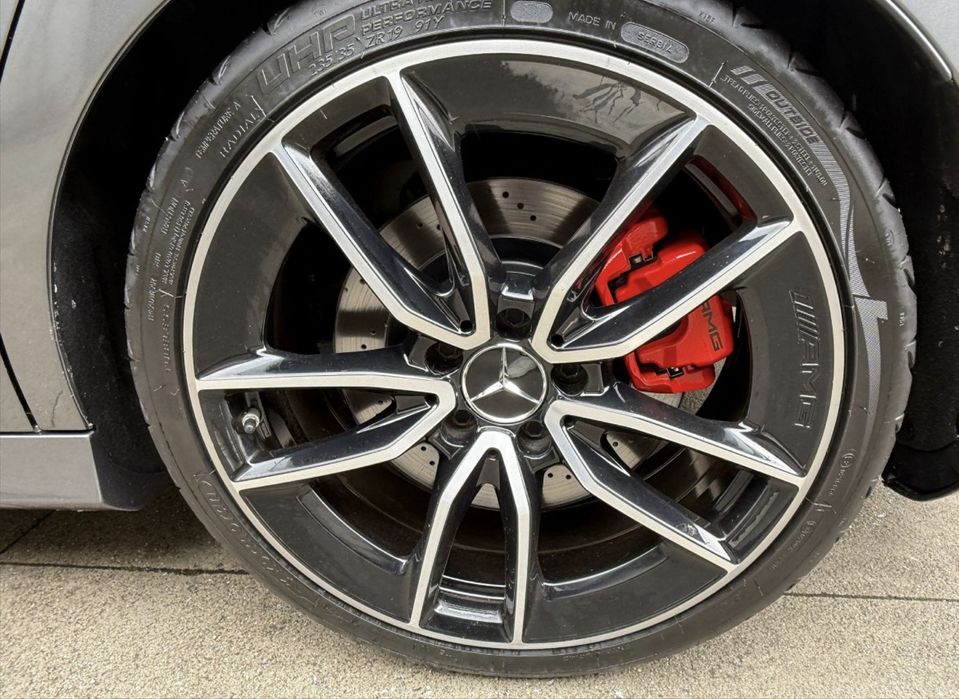Mercedes-Benz A35 AMG 4MATIC 2021