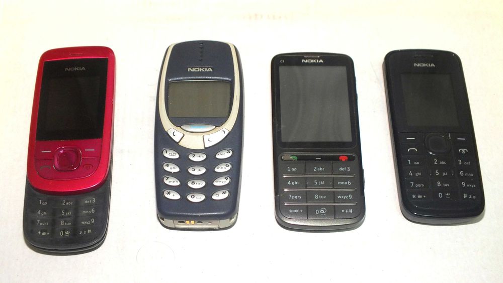 Кнопочный телефон Nokia