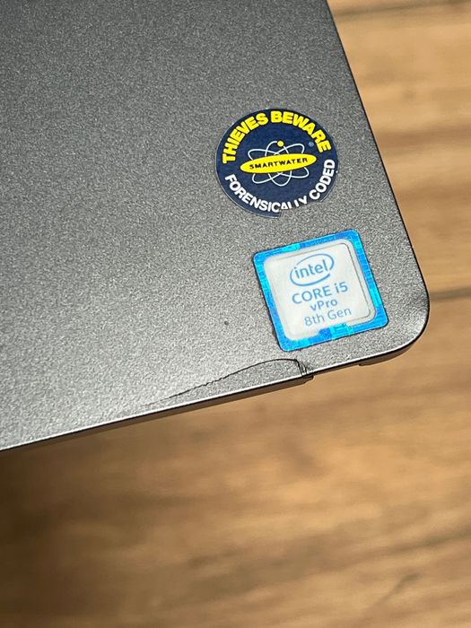 верхня частина корпуса Dell Latitude 5500 нижня кришка Dell Latitude 5590