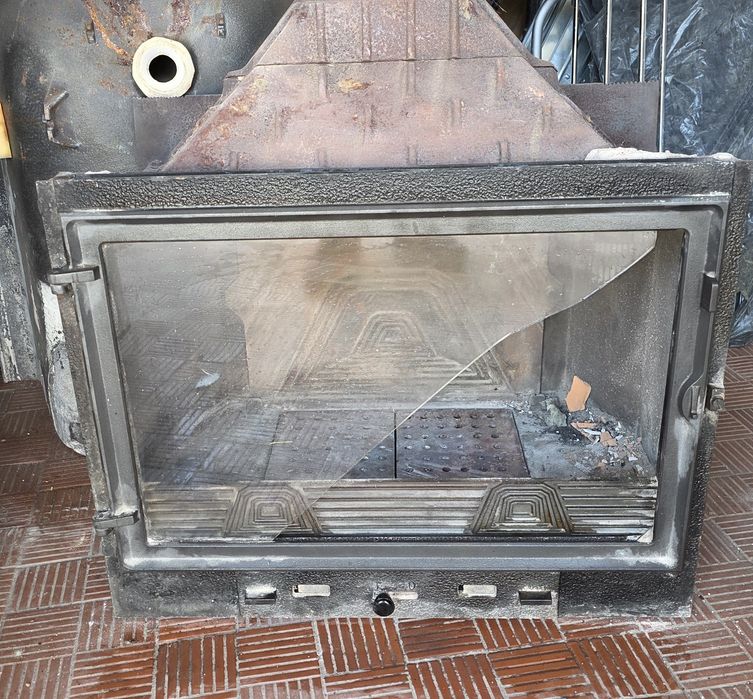 Recuperador/lareira ferro fundido 150€