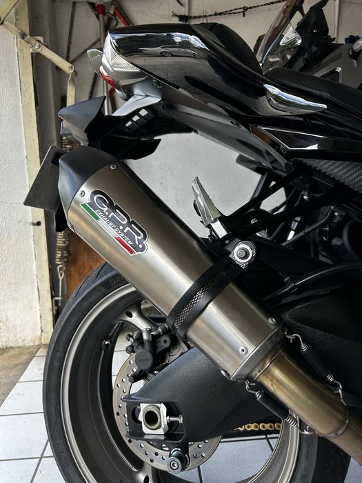 Escape GPR Titânio Suzuki GSXR 1000