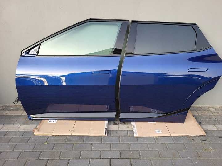 KIA EV6 двері ..