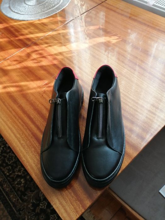 Продам взуття чоловіче