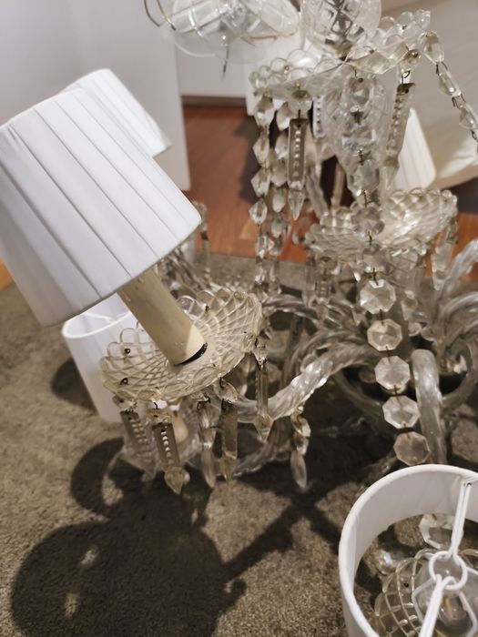 Lustre antigo de cristal, com abajour