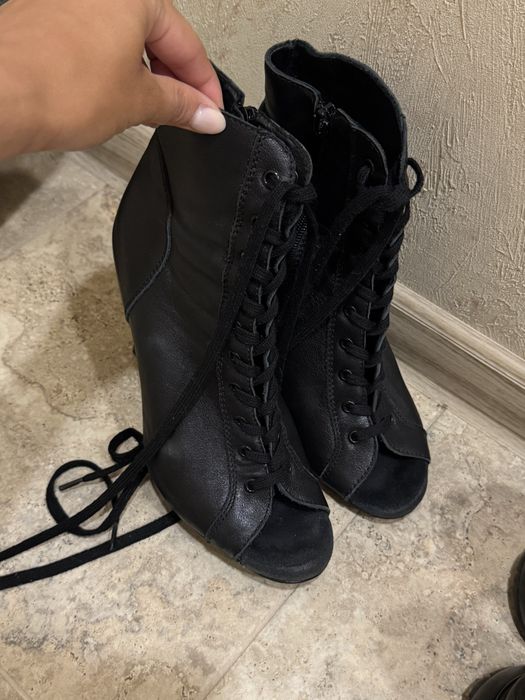 Туфлі для high heels 37 розмір