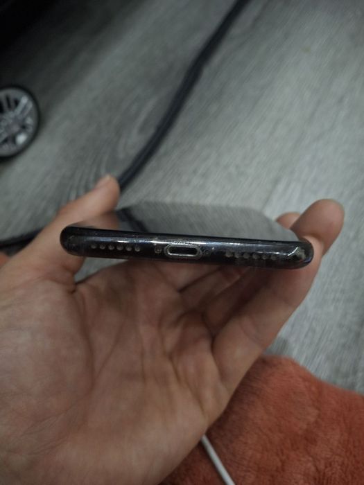 терміново продам Phone X б/у 64GB Black 79% АКБ