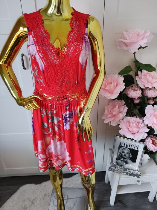 Nowa sukienka Styl Boho w kwiaty z koronką  R.40/42
