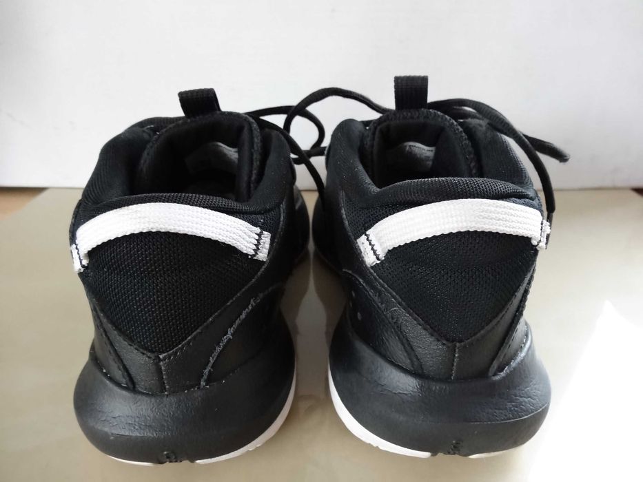 Buty UNDER ARMOUR UA LOCKDOWN 6 roz 43 Do koszykówki Skóra