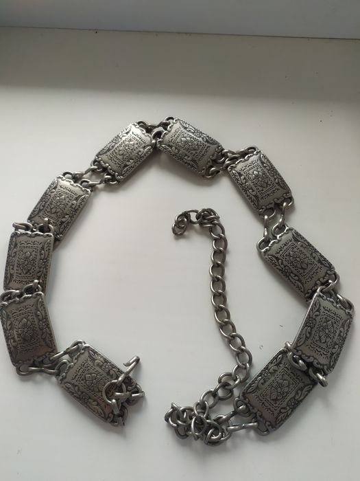 Вінтажный металевий ремінь.