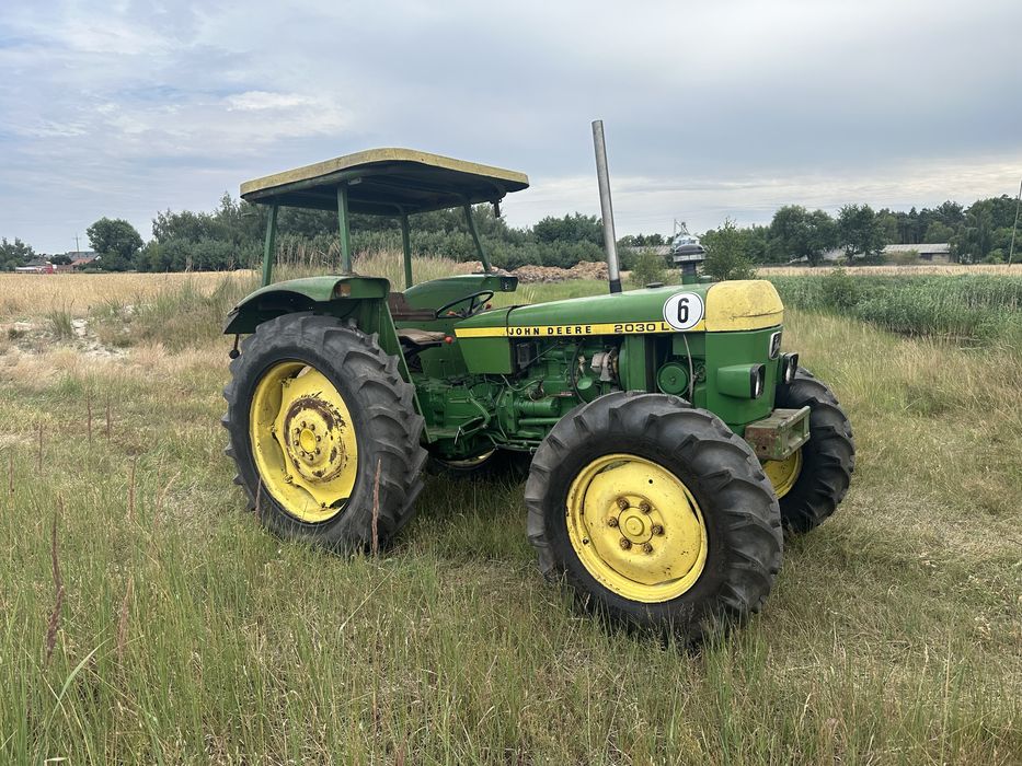 Traktor john deere 4x4 2030 AS nowe opony x4 90 kw dokumenty