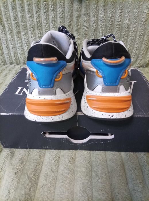 Кросівки оригінальні PUMA  УНІКС