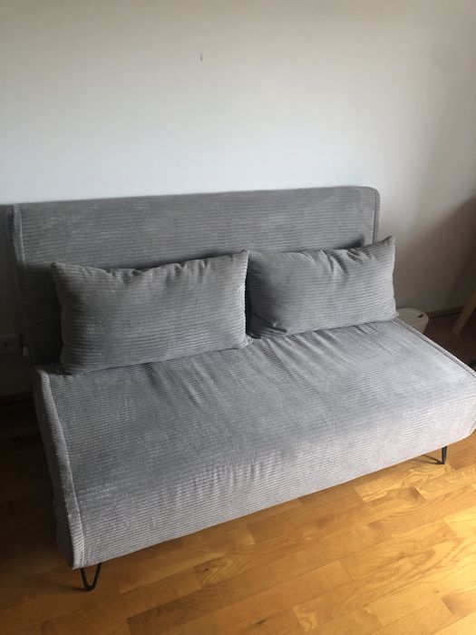 Sofa cama em bombazine