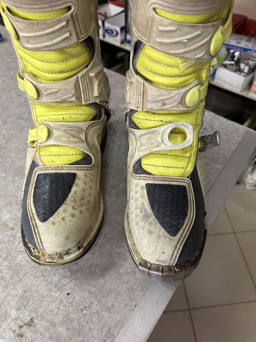 Продам мотоботи Acerbis 43р