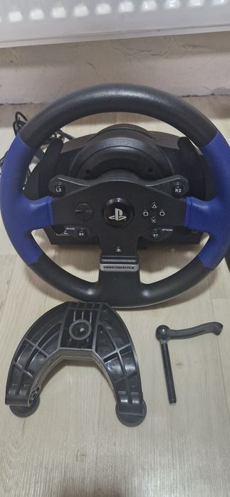Руль thrustmaster t150 + педали