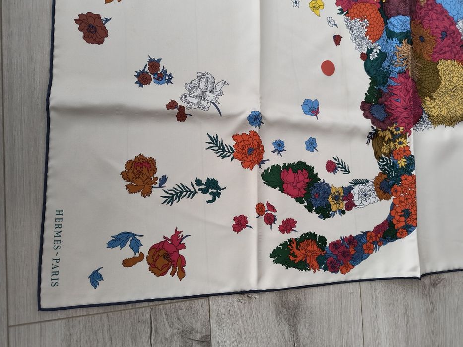 Apaszka Hermès 100%silk