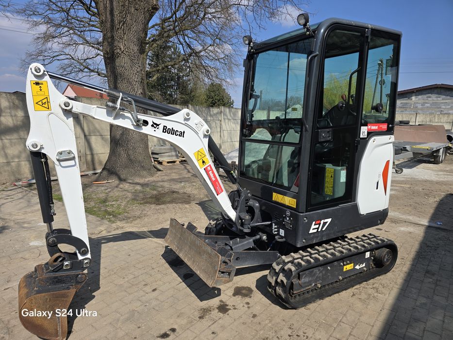 Minikoparka Bobcat e17  2023r 268mtg