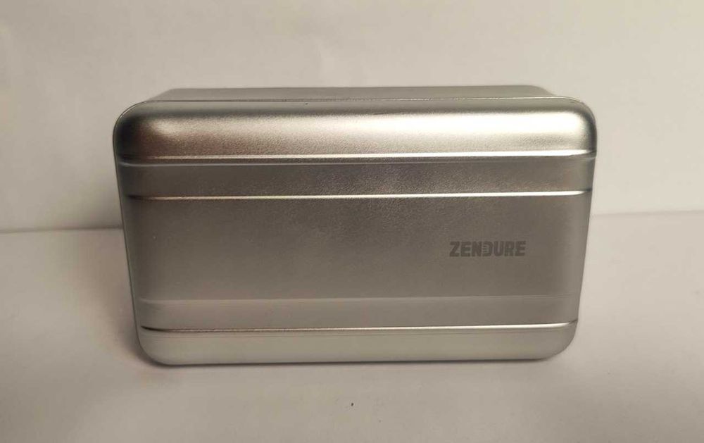 Флагманський Power Bank Zendure SuperTank Pro 100W | 26800mAh | OLED