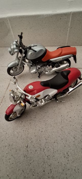 Par Miniatura as motas