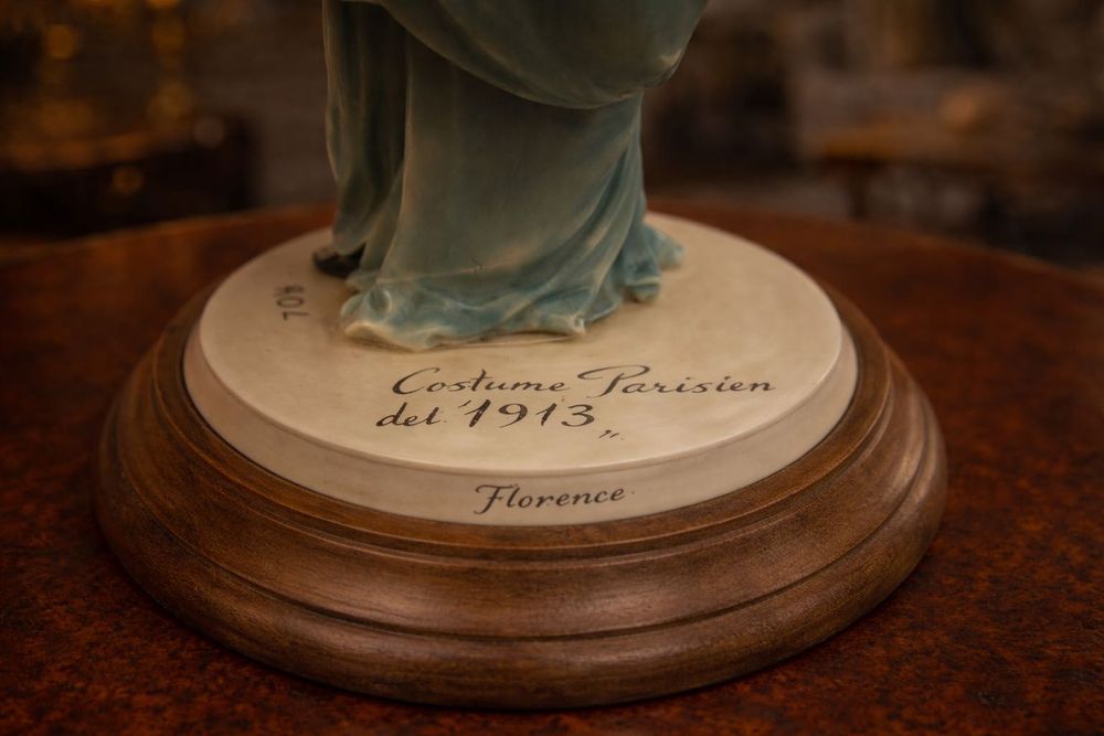 Статуэтка Giuseppe Armani Florence «Costume Parisien 1913» Италия