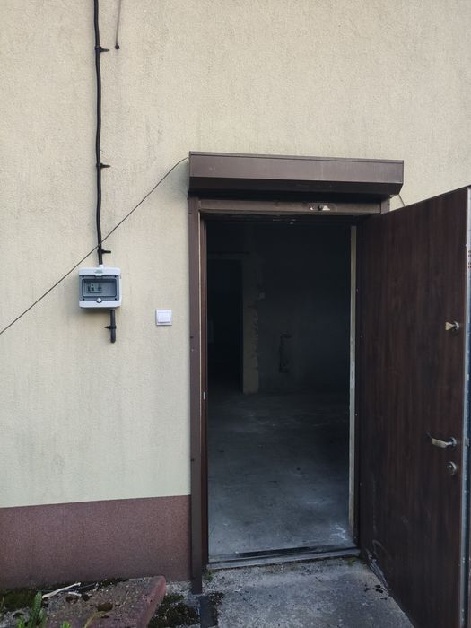 Wynajmę magazyn 32 m2 w centrum Zawiercia