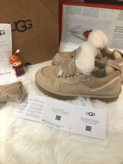 Buty śnieżne Ugg Lowmel R.37