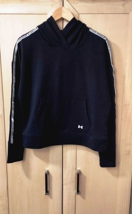 Damska śliczna bluza z kapturem Under Armour