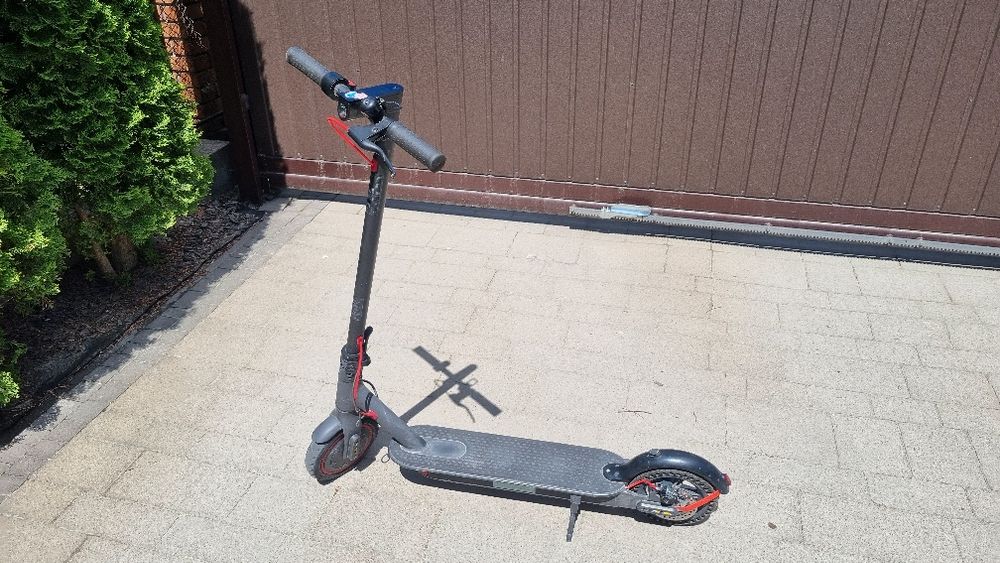 Електросамокат Xiaomi Mi Electric Scooter m365