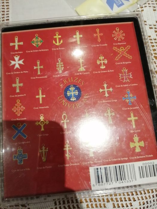 Cruzes Universais