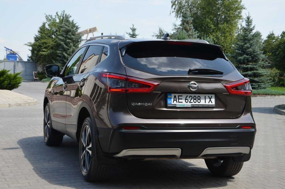 Продам NISSAN QASHQAI 2.0 AWD 2017 года выпуска