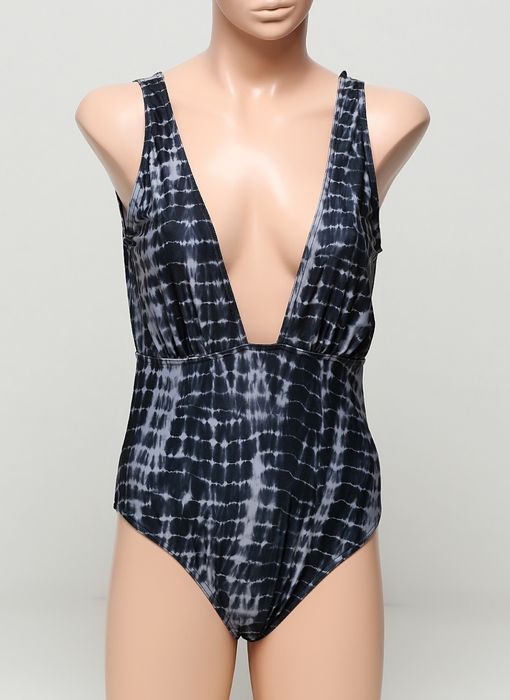 Купальник закрытый