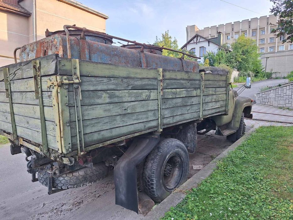 ЗІЛ (ЗИЛ) 130 (вантажний бортовий)