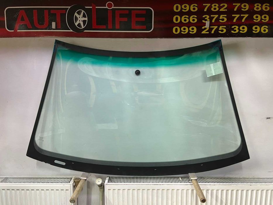 Лобовое стекло Ауди А4 Б5 Лобове скло Ауді Польское высокое качество