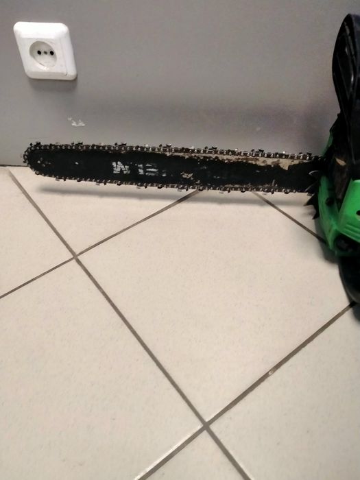 Бензопила Grunhelm GS-5200M