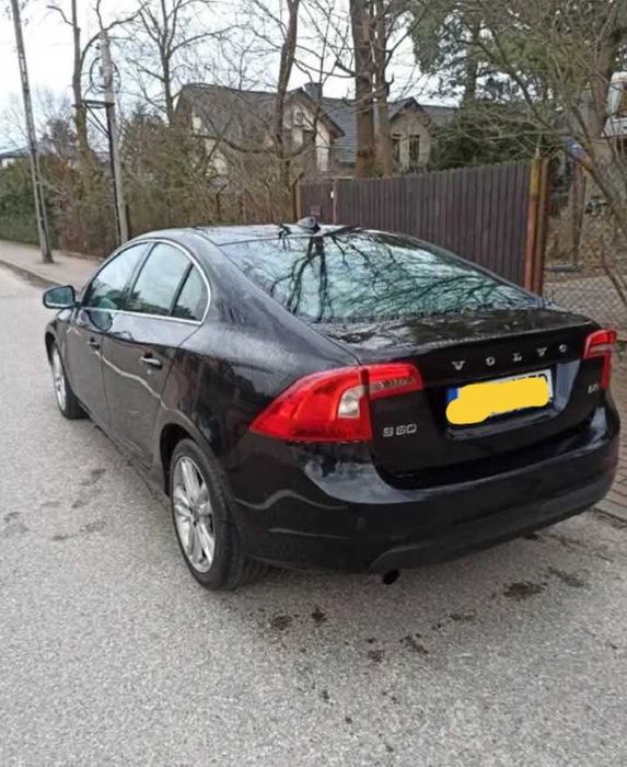 Volvo S60 D3 2.0 163 KM Automat Momentum 2011