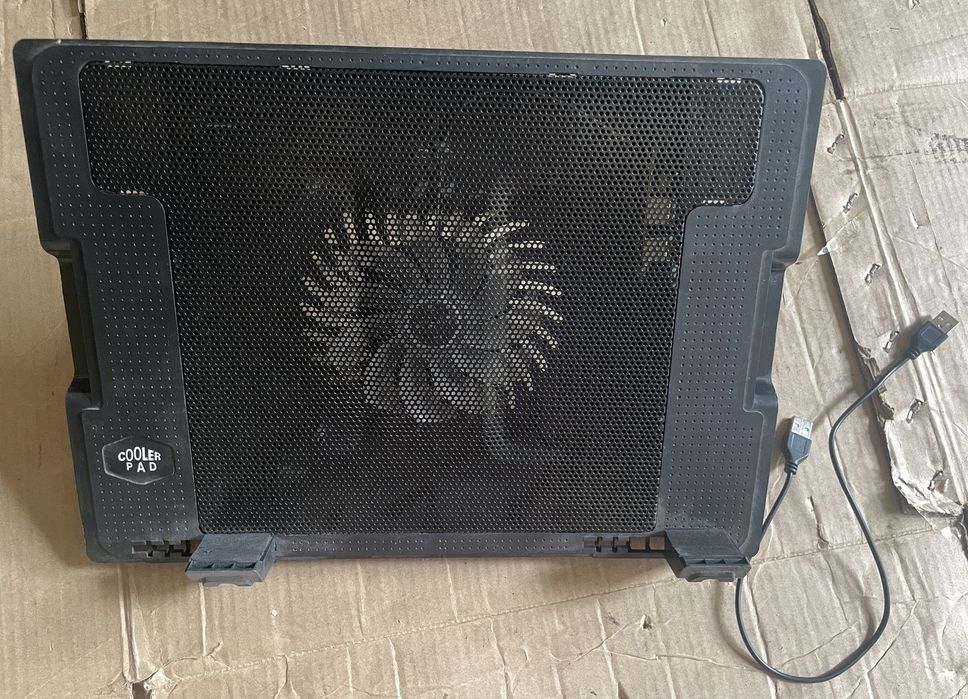 Охлаждающая подставка для ноутбука с USB хабом