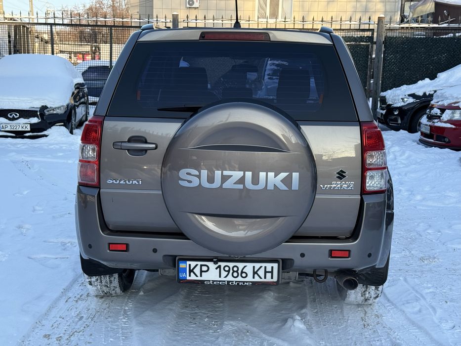 Suzuki Grand Vitara автомат газ