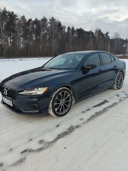 Volvo S60 III 2.0 T5 250 KM AWD 2021 43 tys. km | Full LED | R-design